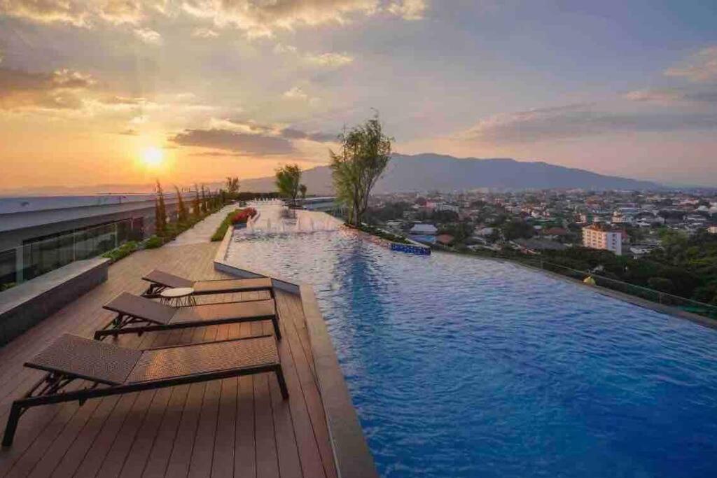 Astra Sky River Luxury 3b2b Appartement